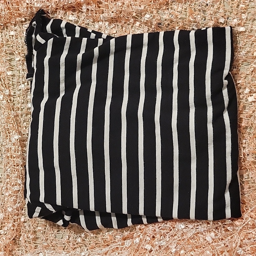forever21 turtleneck light sweater, S, black and white